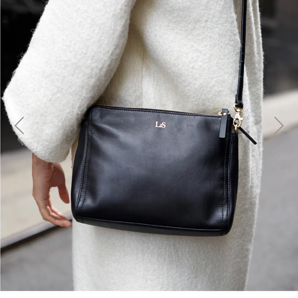 Lo & Sons Black Crossbody Bag